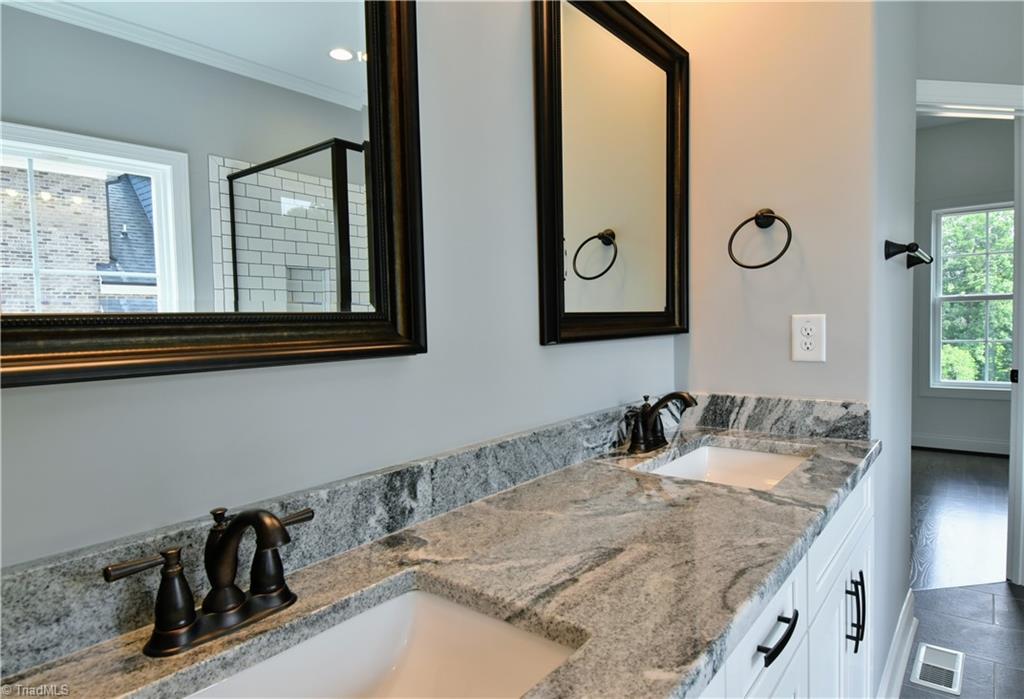 161 Pipers Ridge West Winston-Salem, NC 27127 - Photo 23 of 36 Gallery Image 23