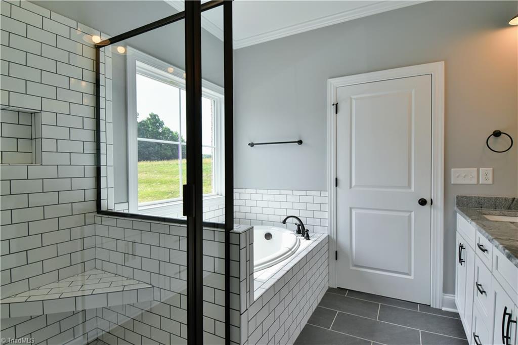 161 Pipers Ridge West Winston-Salem, NC 27127 - Photo 25 of 36 Gallery Image 25