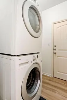 $452,500 | 2408 Amur Drive, Austin, TX 78745