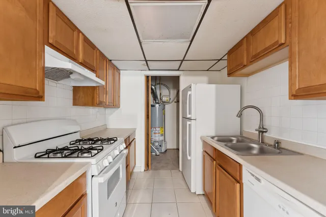 $240,000 | 8675 Seasons Way, Unit 211C, Lanham, MD 20706