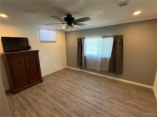 $299,000 | 31283 Lakewood Beach Road, Gravois Mills, MO 65037