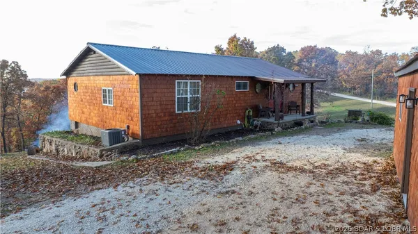 $299,000 | 31283 Lakewood Beach Road, Gravois Mills, MO 65037