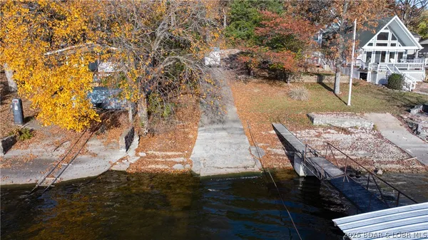 $299,000 | 31283 Lakewood Beach Road, Gravois Mills, MO 65037