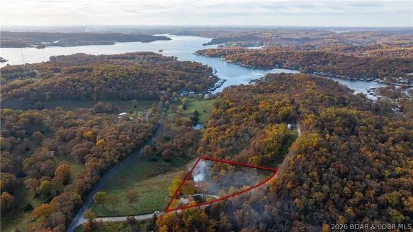 $299,000 | 31283 Lakewood Beach Road, Gravois Mills, MO 65037