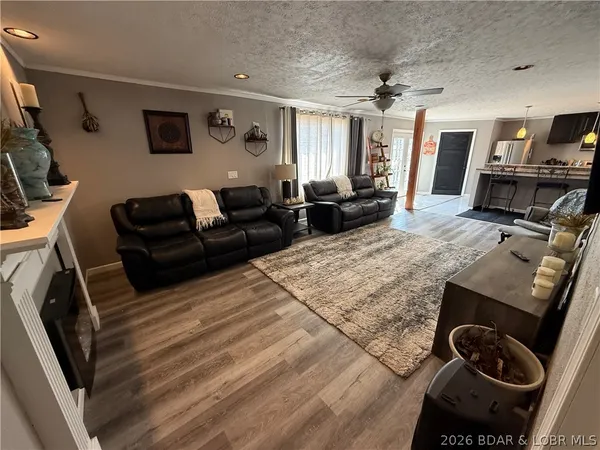 $299,000 | 31283 Lakewood Beach Road, Gravois Mills, MO 65037