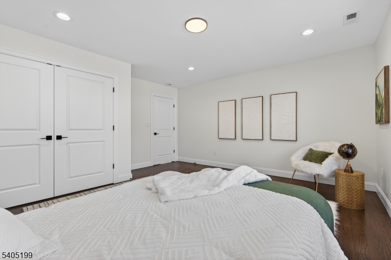 6 River Road Elmwood Park, NJ 07407 - Photo 19 of 31