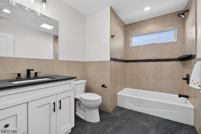 6 River Road Elmwood Park, NJ 07407 - Photo 20 of 31