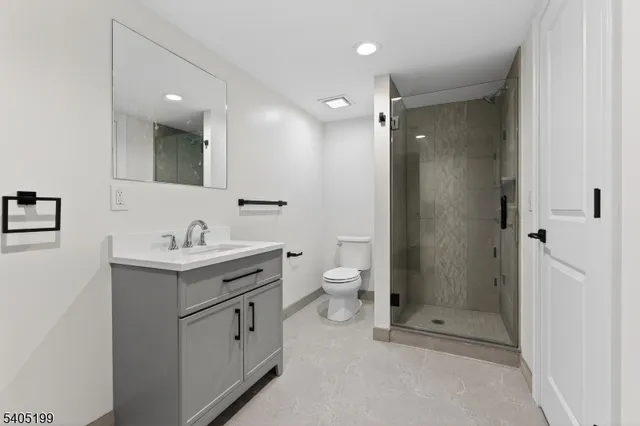 $975,000 | 6 River Road, Elmwood Park, NJ 07407