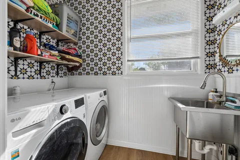 $499,999 | 403 Basswood Avenue, Nashville, TN 37209