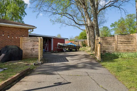 $499,999 | 403 Basswood Avenue, Nashville, TN 37209