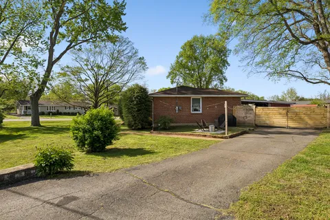 $499,999 | 403 Basswood Avenue, Nashville, TN 37209