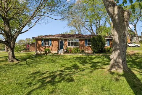 $499,999 | 403 Basswood Avenue, Nashville, TN 37209