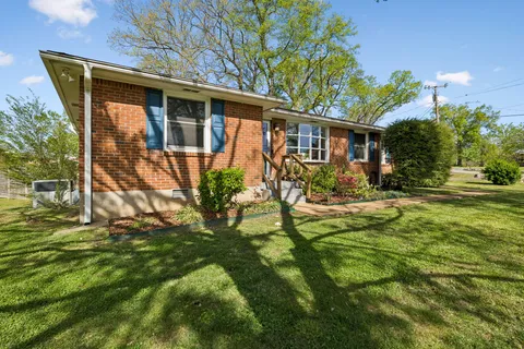 $499,999 | 403 Basswood Avenue, Nashville, TN 37209