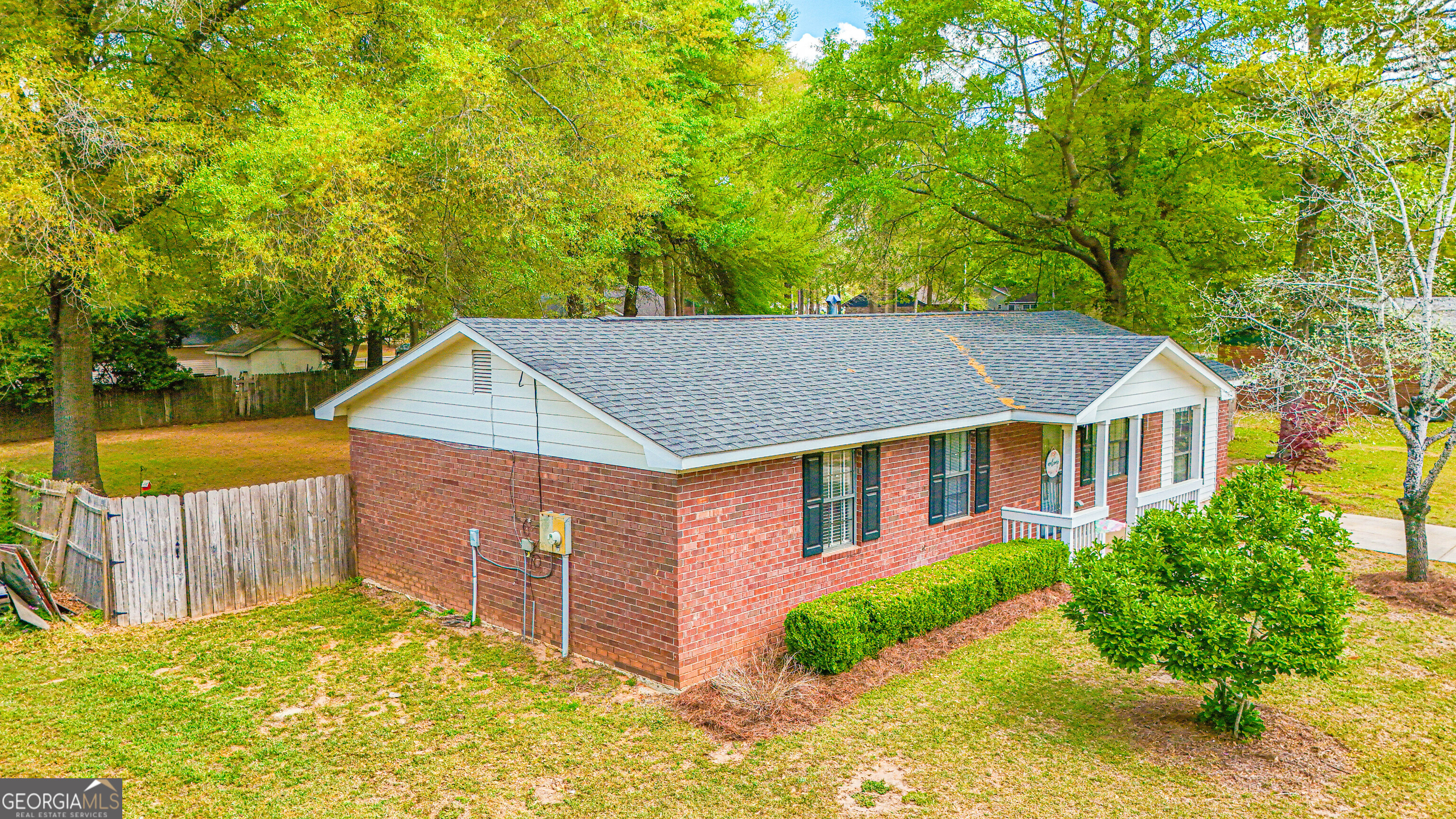 202 Woods Trail Perry, GA 31069 - Photo 3 of 77