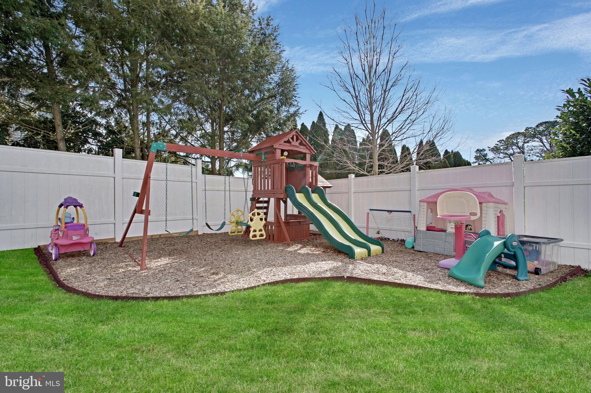 201 Inlet Avenue Manahawkin, NJ 08050 - Photo 40 of 44 Gallery Image 40