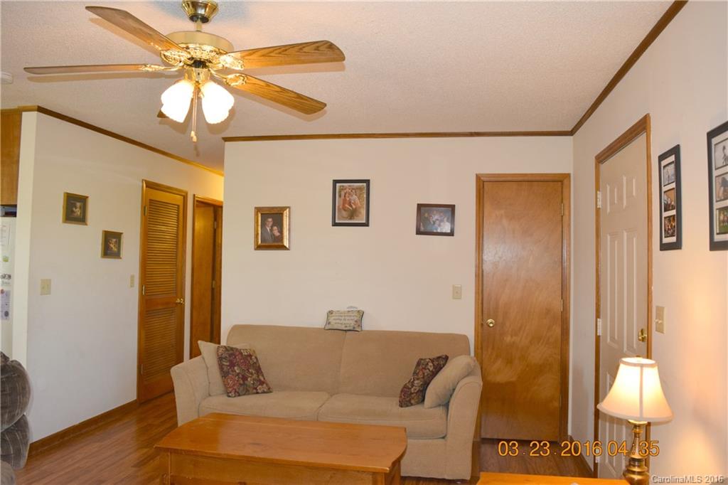 107 Hicks Road Grover, NC 28073 - Photo 6 of 17 Gallery Image 6