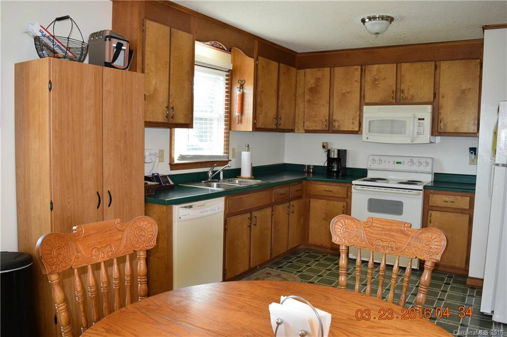 107 Hicks Road Grover, NC 28073 - Photo 8 of 17 Gallery Image 8