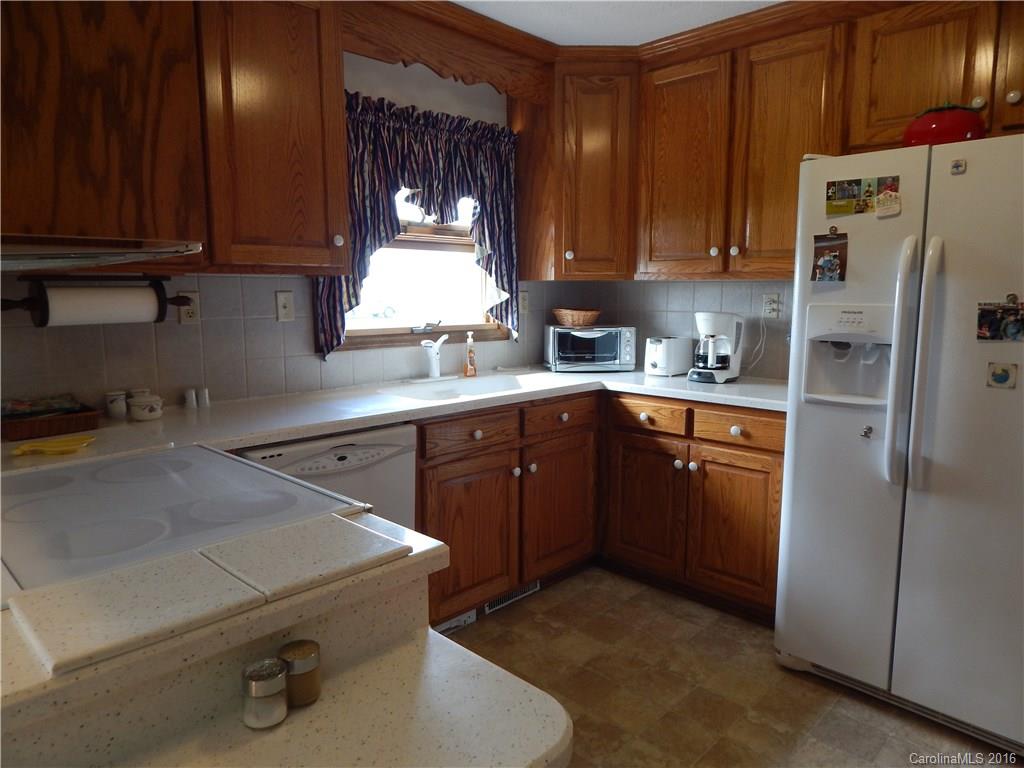 214 East Red Cross Road Oakboro, NC 28129 - Photo 11 of 24 Gallery Image 11