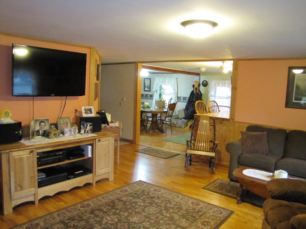 155 Dog Pond Road Woodbury, VT 05650 - Photo 6 of 36