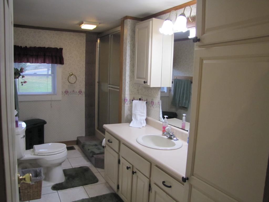 155 Dog Pond Road Woodbury, VT 05650 - Photo 9 of 36