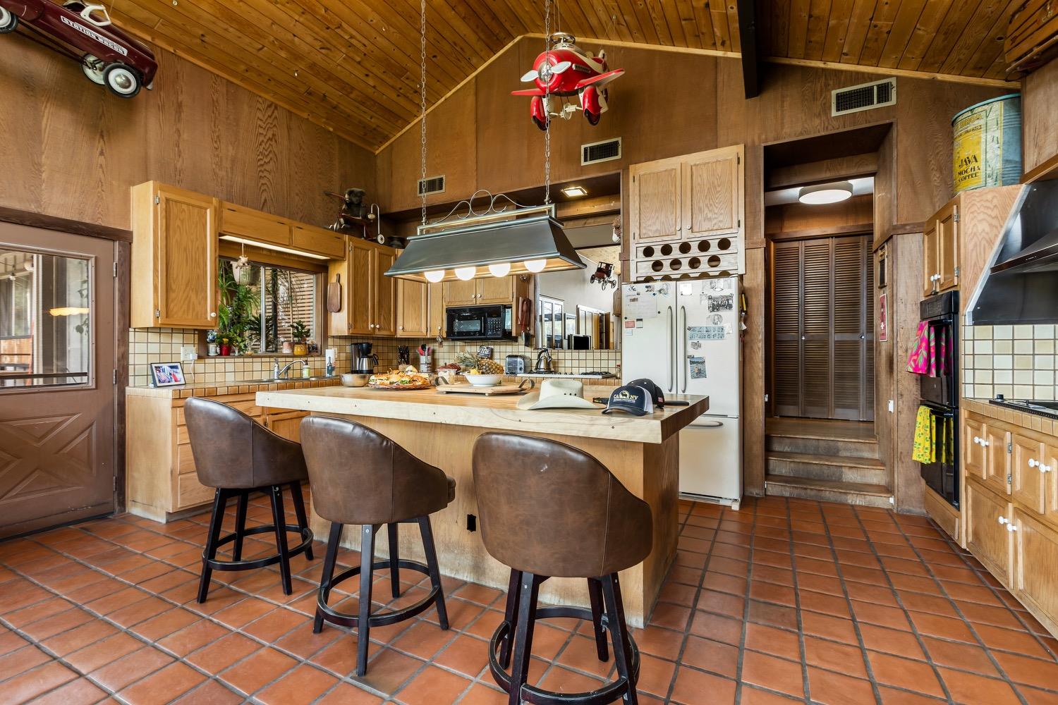 7449 Esmeralda Road San Andreas, CA 95249 - Photo 10 of 35