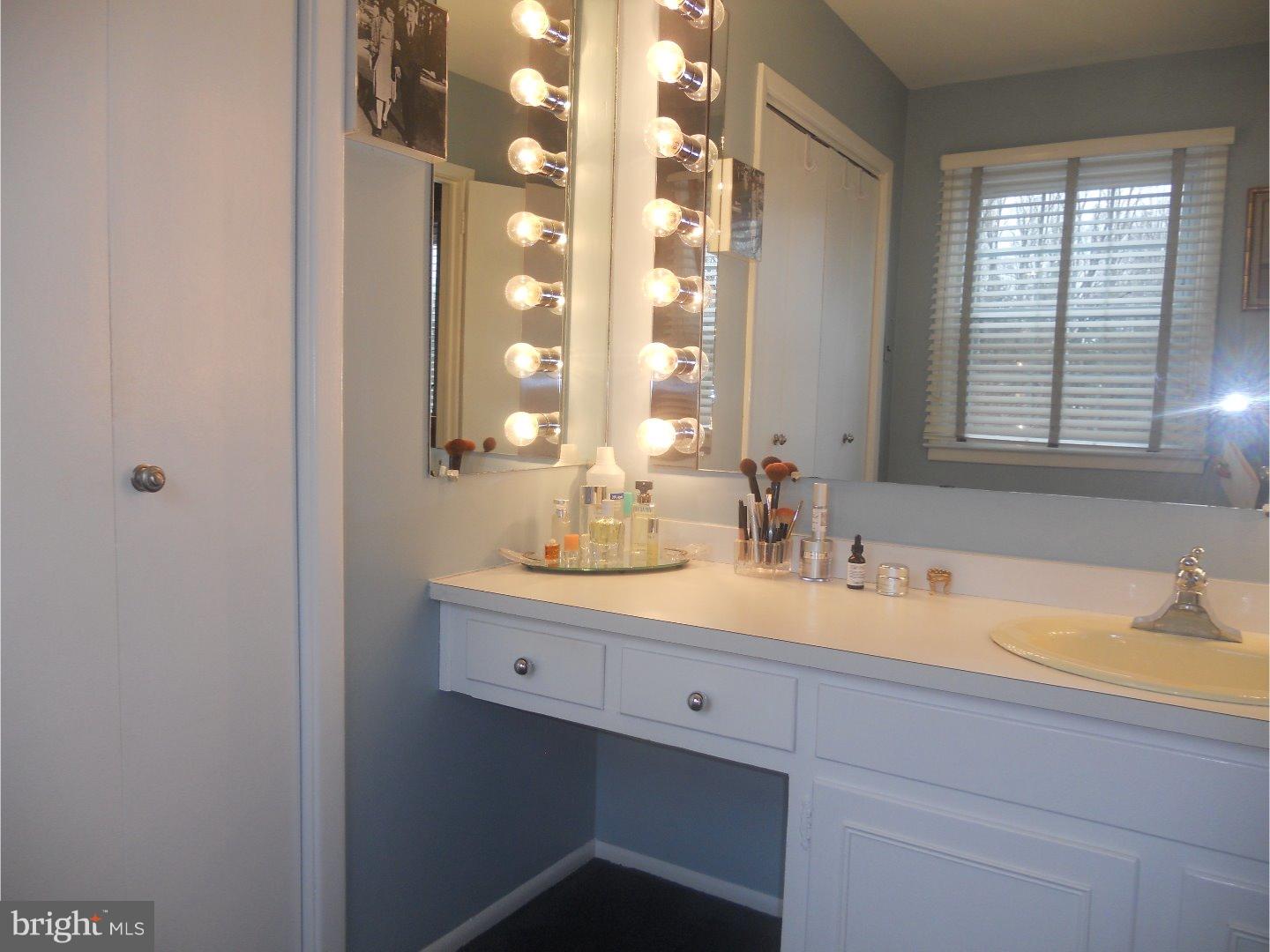 1224 Mettler Road Huntingdon Valley, PA 19006 - Photo 12 of 21 Gallery Image 12
