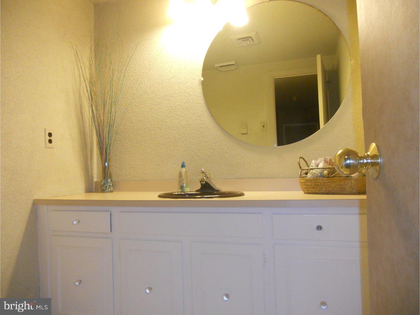 1224 Mettler Road Huntingdon Valley, PA 19006 - Photo 13 of 21 Gallery Image 13