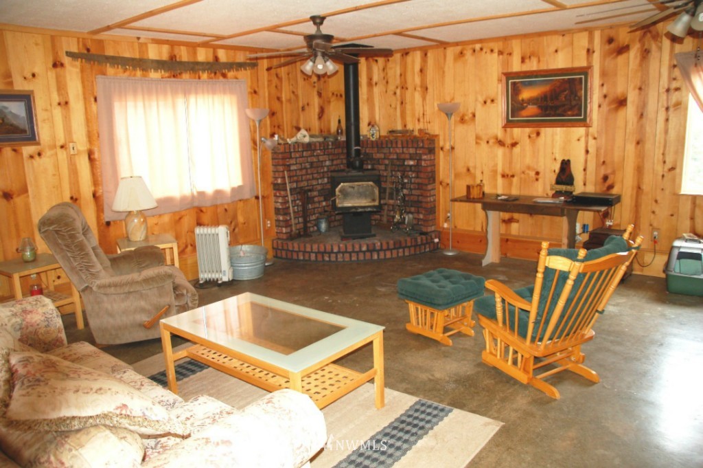 260 View Ridge Road Onalaska, WA 98570 - Photo 3 of 15 Gallery Image 3
