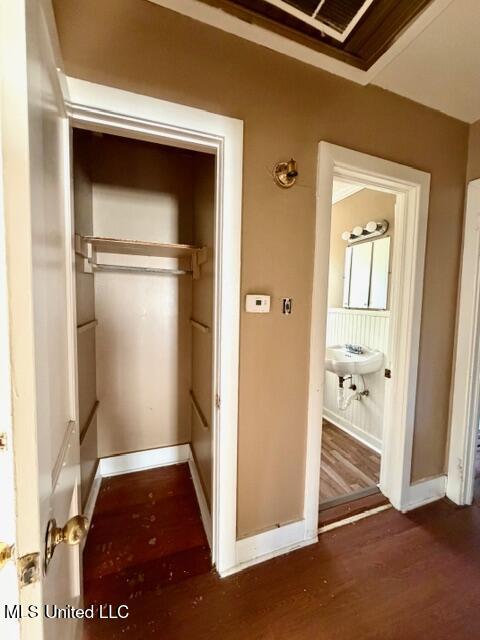 254 Rogers Circle Brookhaven, MS 39601 - Photo 4 of 15 IMG_3958