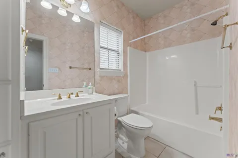 $295,000 | 9144 Oxford Pl Drive, Baton Rouge, LA 70809