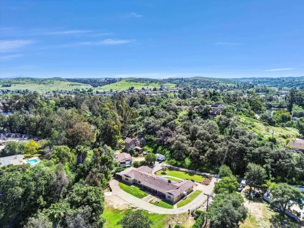 $1,895,000 | 12811 Beeler Creek Trail, Poway, CA 92064
