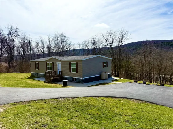 $229,900 | 213-215 Old State Route 34, Waverly, NY 14892