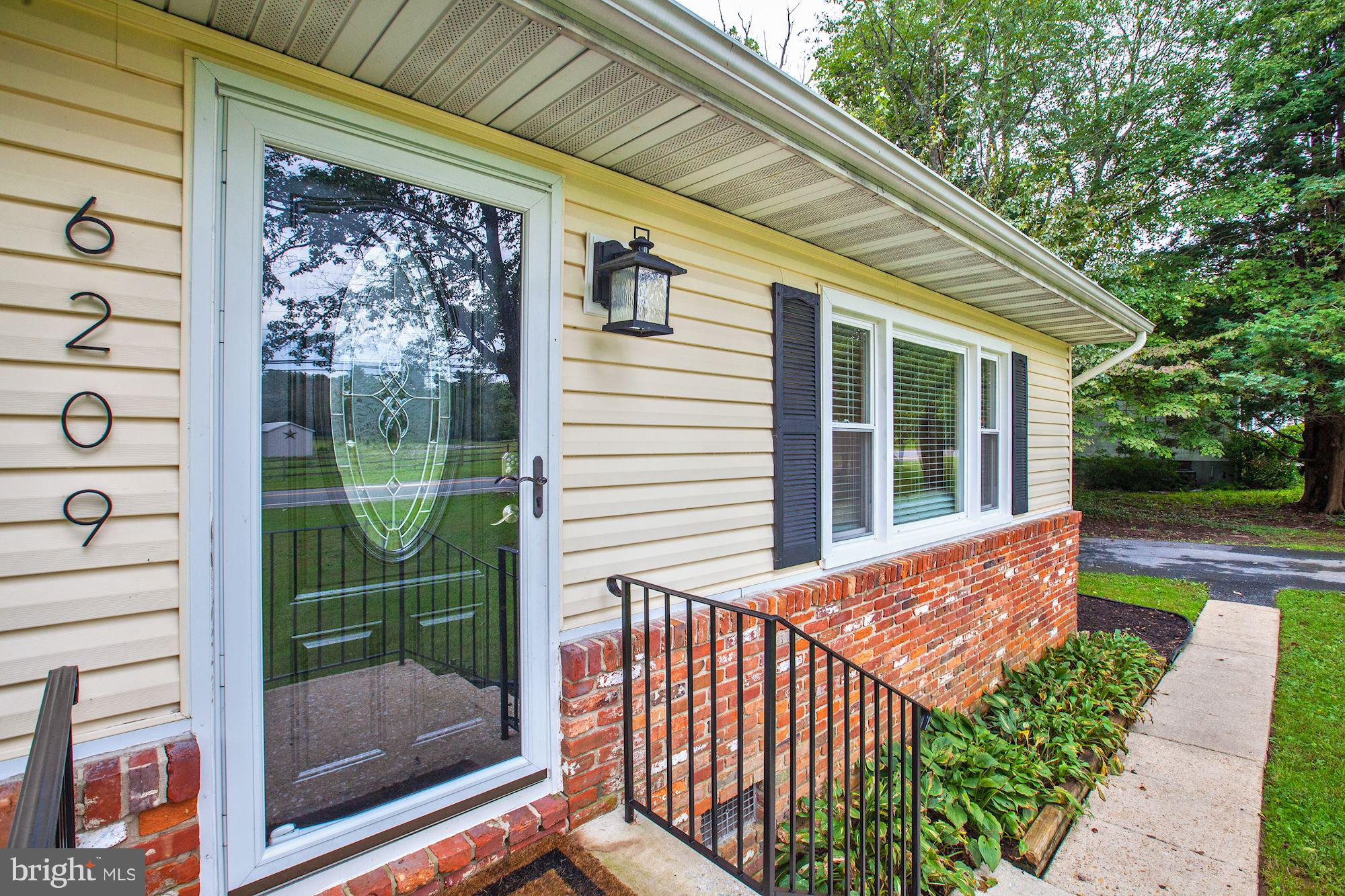 6209 Brooklyn Bridge Road Laurel, MD 20707 - Photo 3 of 28 Front of Home