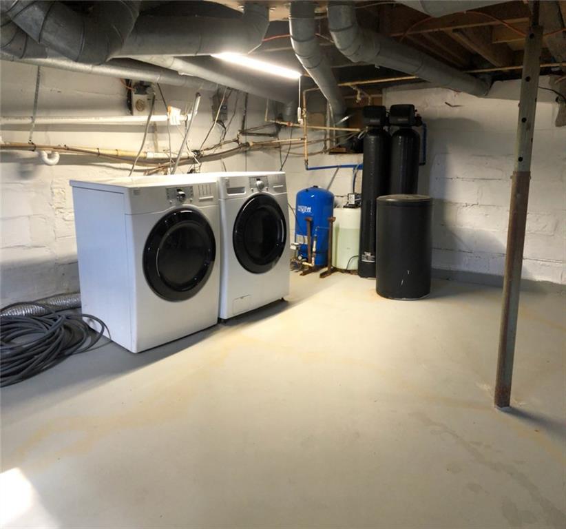 839 Methodist Road Greenville, PA 16125 - Photo 20 of 21 a utility room with dryer and washer