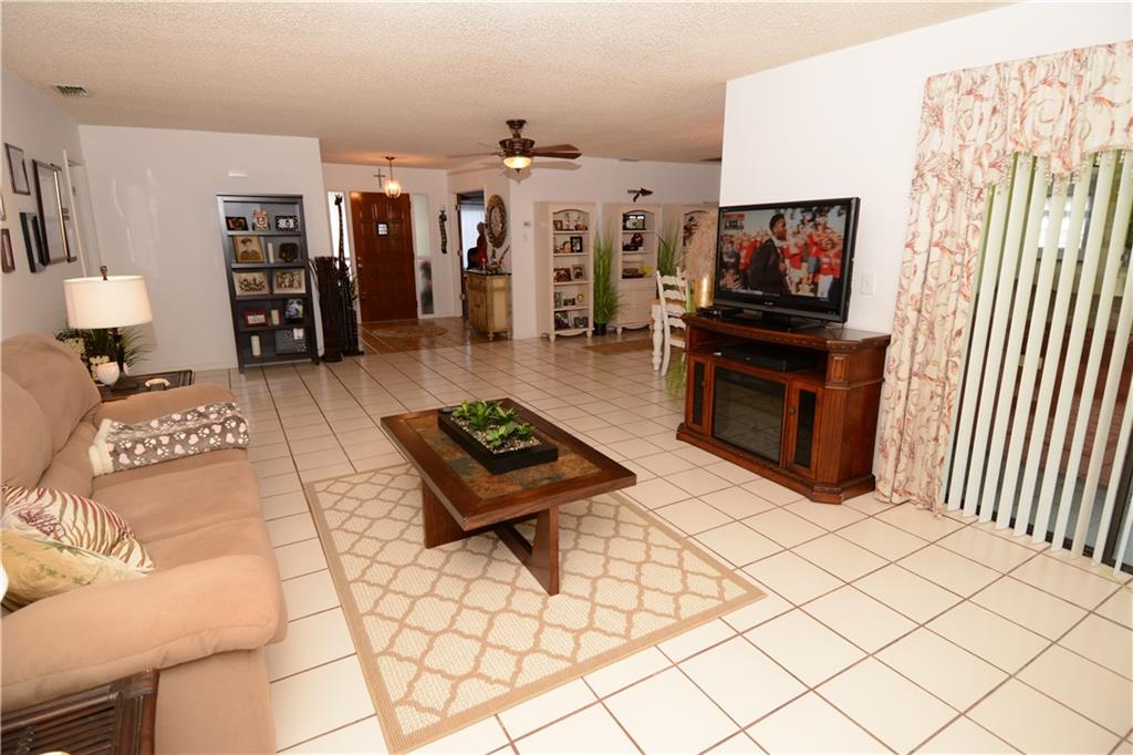 1862 Southeast Greendon Road Port St. Lucie, FL 34952 - Photo 21 of 34 Gallery Image 21