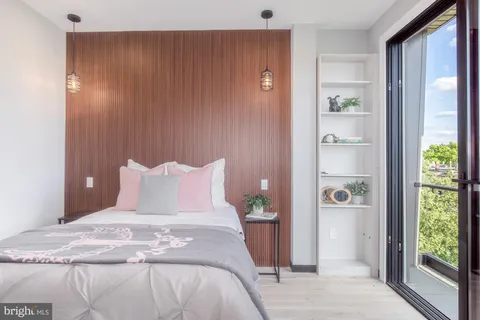 $749,900 | 1332 G Street Southeast, Unit 2, Washington, DC 20003