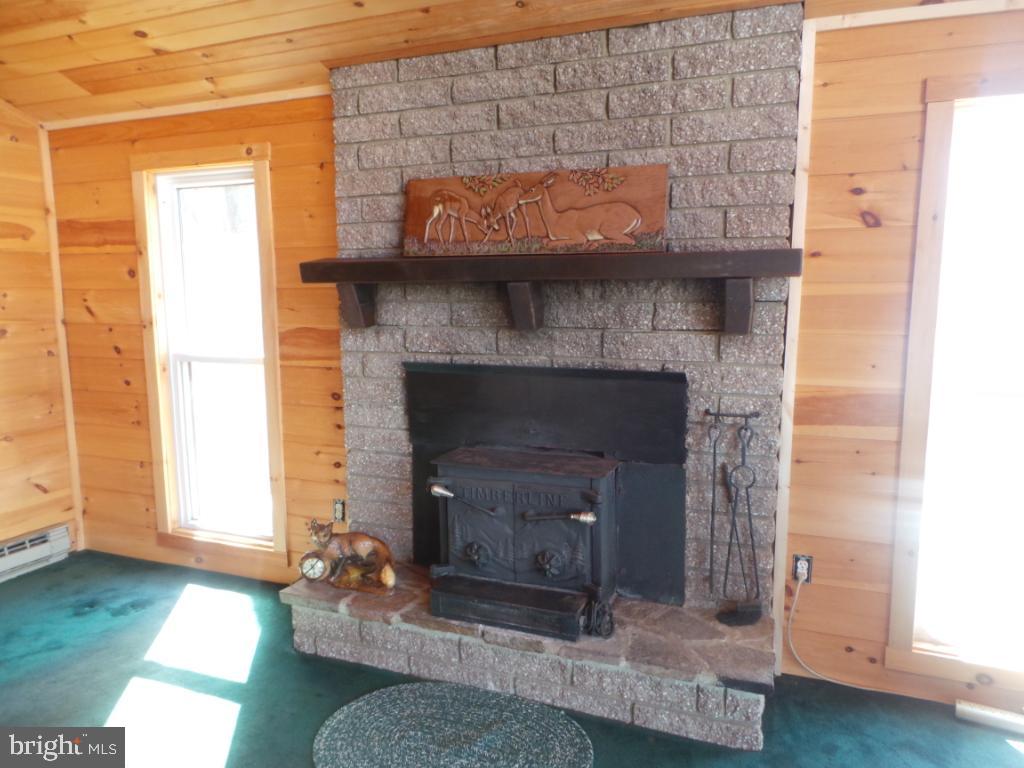 14019 Winchester Grade Road Berkeley Springs, WV 25411 - Photo 11 of 60 Gallery Image 11