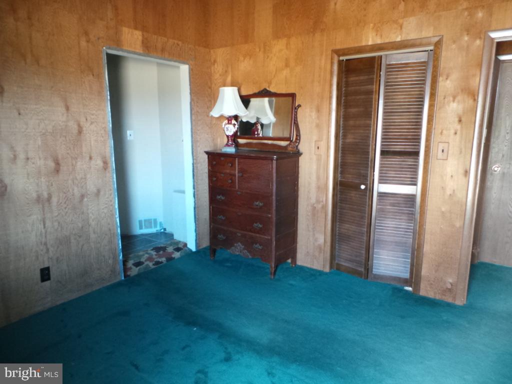 14019 Winchester Grade Road Berkeley Springs, WV 25411 - Photo 13 of 60 Gallery Image 13
