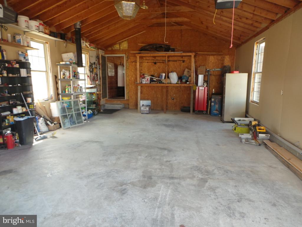14019 Winchester Grade Road Berkeley Springs, WV 25411 - Photo 29 of 60 Gallery Image 29