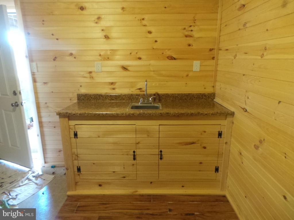 14019 Winchester Grade Road Berkeley Springs, WV 25411 - Photo 45 of 60 Gallery Image 45