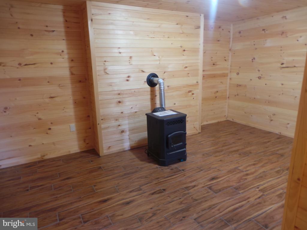 14019 Winchester Grade Road Berkeley Springs, WV 25411 - Photo 47 of 60 Gallery Image 47