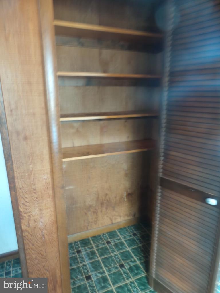 14019 Winchester Grade Road Berkeley Springs, WV 25411 - Photo 6 of 60 Pantry