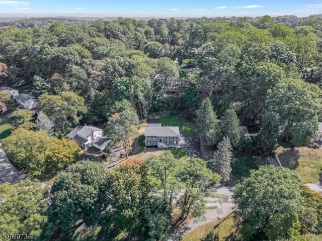 $979,900 | 9 Dorothy Drive, Morristown, NJ 07960