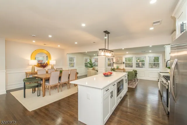 $979,900 | 9 Dorothy Drive, Morristown, NJ 07960