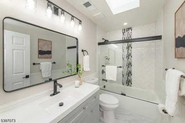 $979,900 | 9 Dorothy Drive, Morristown, NJ 07960