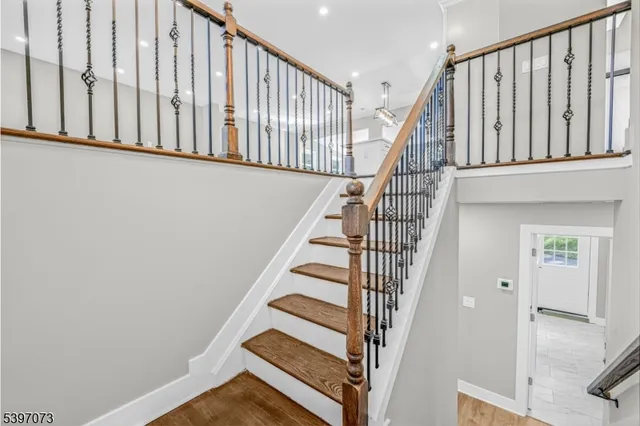 $979,900 | 9 Dorothy Drive, Morristown, NJ 07960