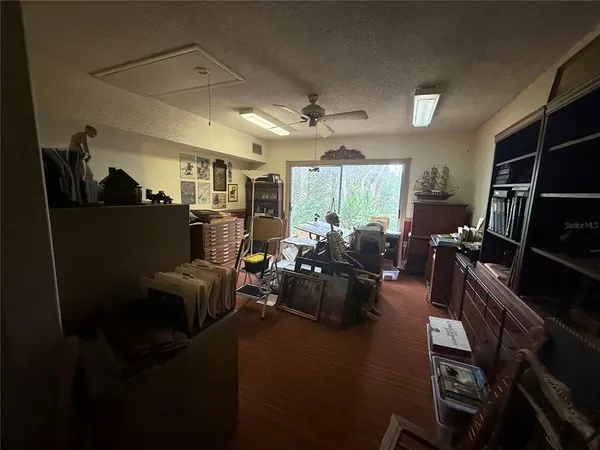 $275,000 | 37315 Beach Drive, Umatilla, FL 32784