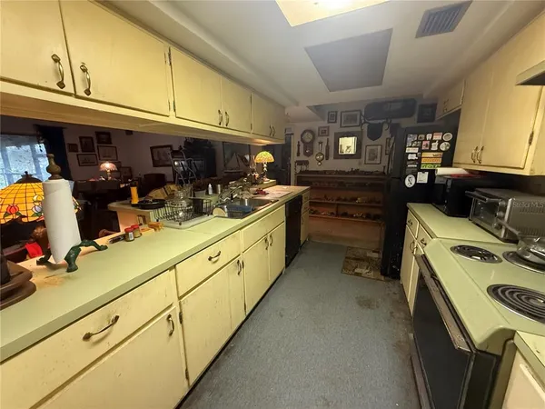 $275,000 | 37315 Beach Drive, Umatilla, FL 32784