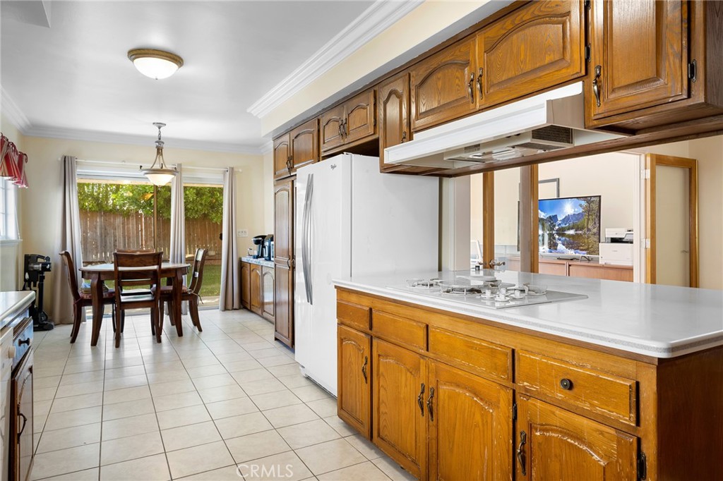 3319 Sparr Boulevard Glendale, CA 91208 - Photo 5 of 19