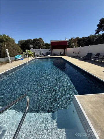 $455,000 | 1659 Buffett Circle, Hickory, NC 28602